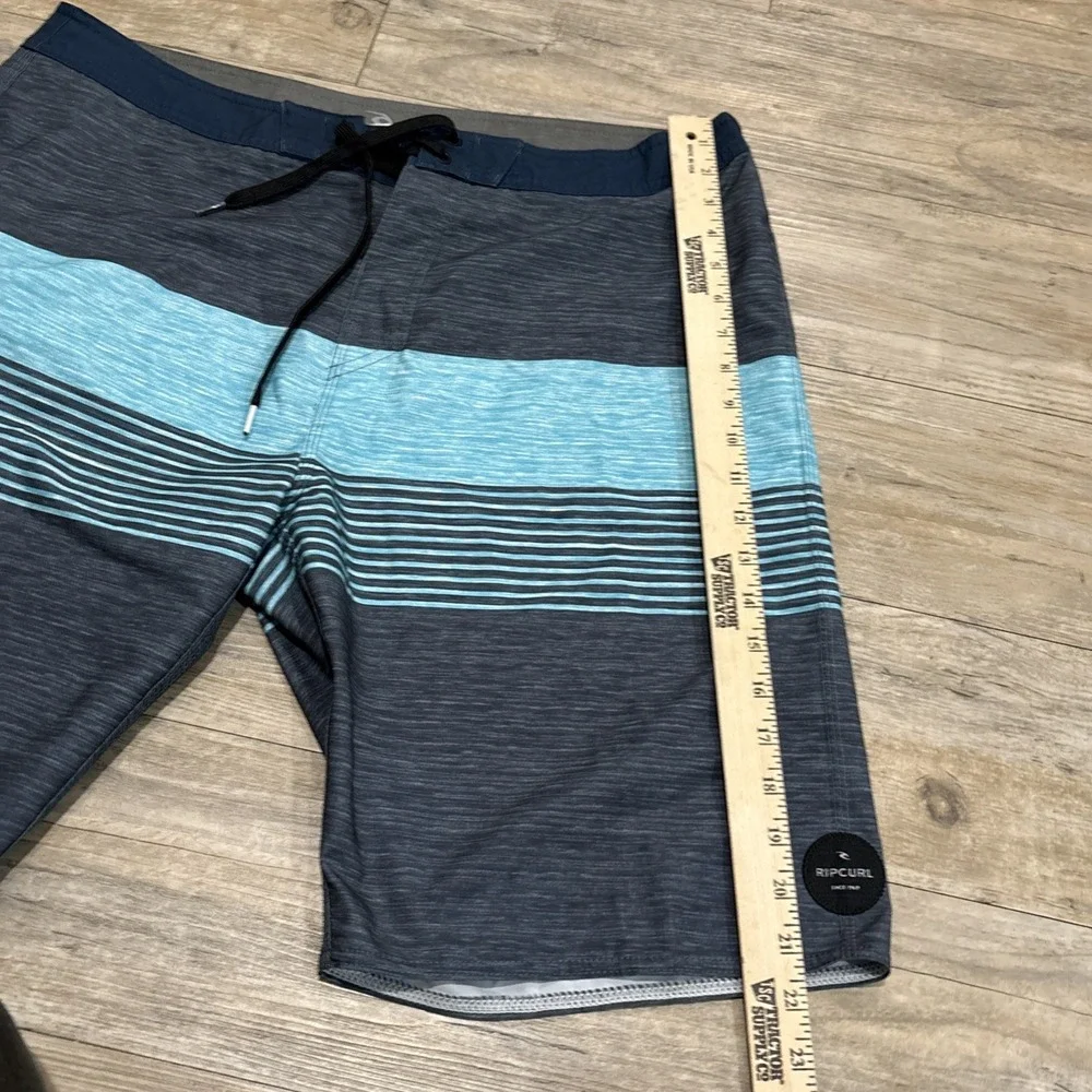 Rip Curl Mirage‎ Ultimate Stretch Boardshorts Men's Sz 36 Blue Swim Surf Boat